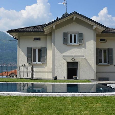 Lescen White Residence - Swimming Pool Лецено Екстериор снимка