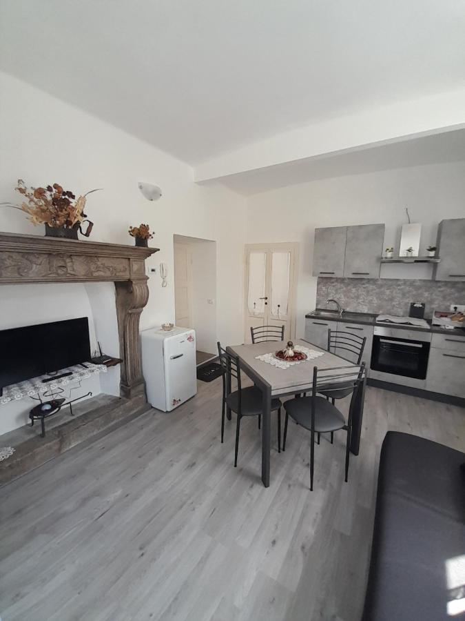 Lescen White Residence - Swimming Pool Лецено Екстериор снимка