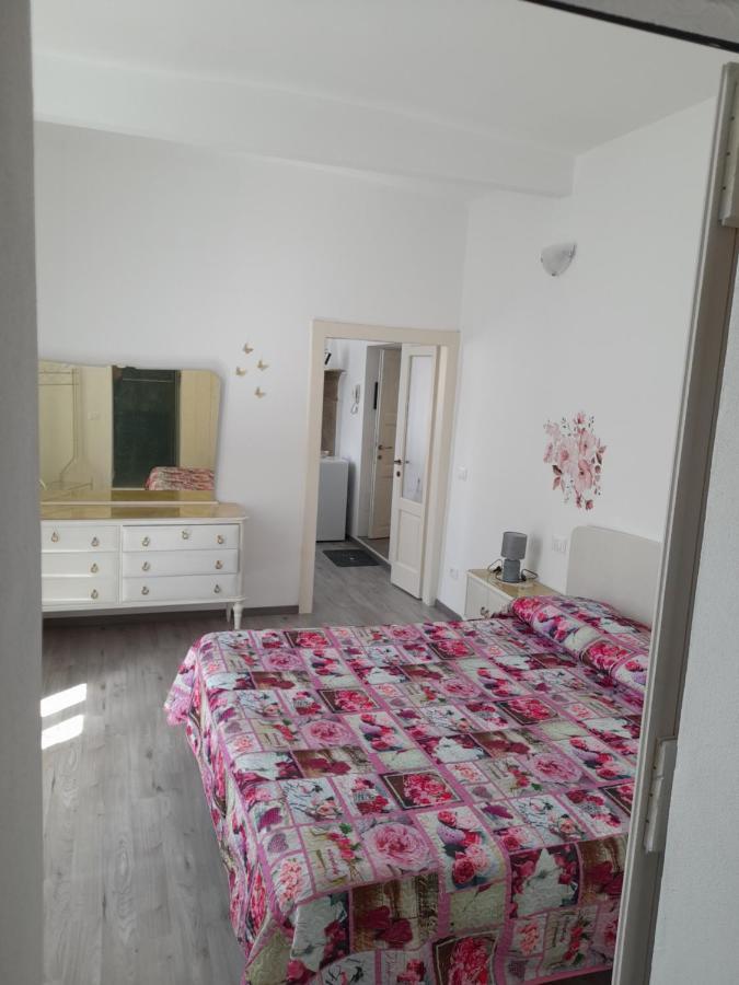 Lescen White Residence - Swimming Pool Лецено Екстериор снимка